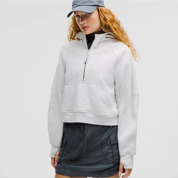 Source Unknown Tops - LIKE NEW Thick Cropped Heathered Ivory Hooded Sweatshirt